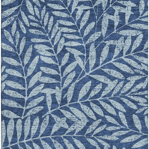 HomeRoots 5' X 8' Floral Area Rug in Navy & Sky Blue - Washable, UV Protected, Stain Resistant for High Traffic Areas 671470