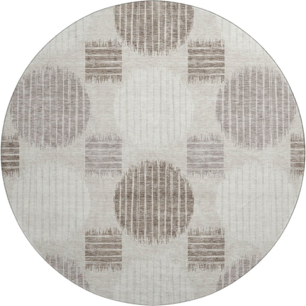 HomeRoots 8' Beige Ivory Taupe Geometric Washable Round Rug – Durable, Stylish, Stain-Resistant, UV Protected! 671507