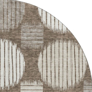 HomeRoots 8' Brown And Ivory Geometric Round Rug - Washable, UV Protected, Durable for High-Traffic Spaces 671519