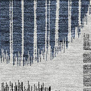 HomeRoots 5' X 8' Washable Gray Blue Silver Geometric Area Rug - Durable, Stain-Resistant & UV Protected Design 671536
