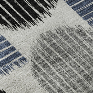 HomeRoots 8' Geometric Gray Blue and Silver Round Rug - Stylish, Washable, UV Protected for Family Spaces 671537