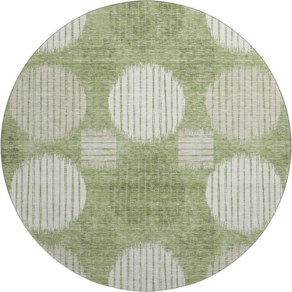 HomeRoots 8' Modern Green & Beige Geometric Round Rug – Washable, UV-Protected, Stain-Resistant, Durable Design 671543