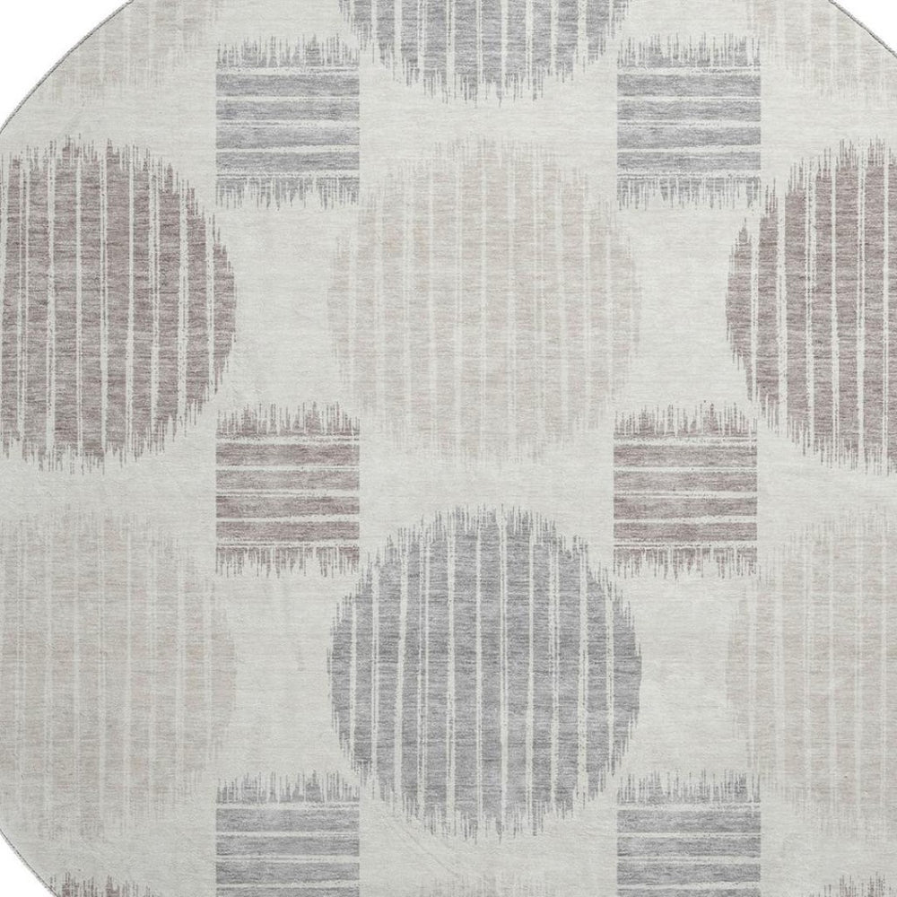 HomeRoots 8' Ivory Beige and Gray Geometric Round Rug - Washable, UV-Protected, Family-Friendly Decor Piece 671549