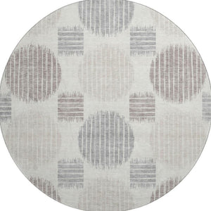 HomeRoots 8' Ivory Beige and Gray Geometric Round Rug - Washable, UV-Protected, Family-Friendly Decor Piece 671549