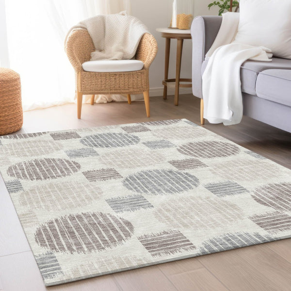 HomeRoots 8' X 10' Stylish Ivory, Beige & Gray Geometric Washable Area Rug with UV Protection for High Traffic 671550