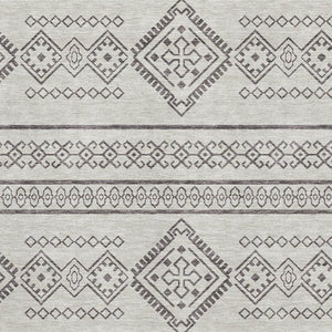HomeRoots 5' X 8' Beige And Taupe Southwestern Area Rug - Washable, UV-Protected, Stain-Resistant Design! 671590