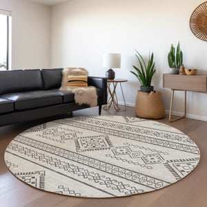 HomeRoots 8' Beige and Taupe Southwestern Round Area Rug - Washable, Stain-Resistant, UV Protected Design 671591