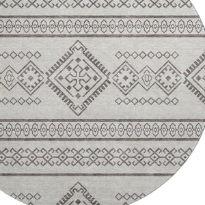 HomeRoots 8' Beige and Taupe Southwestern Round Area Rug - Washable, Stain-Resistant, UV Protected Design 671591