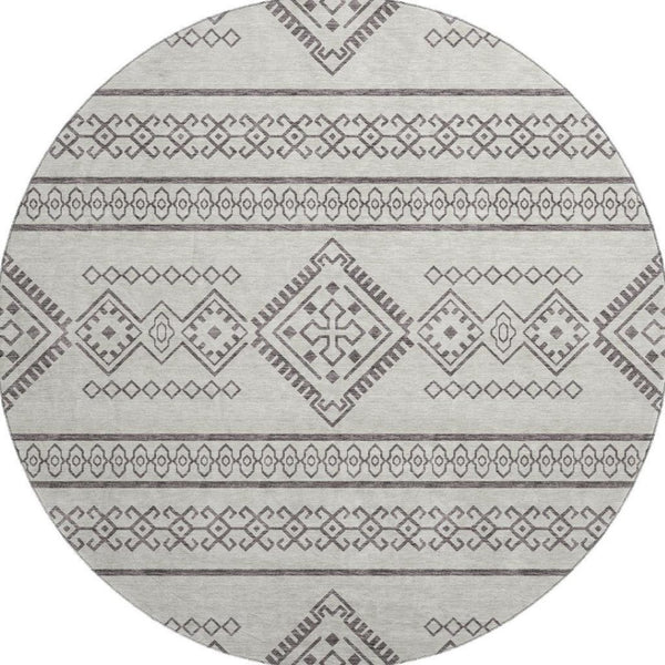 HomeRoots 8' Beige and Taupe Southwestern Round Area Rug - Washable, Stain-Resistant, UV Protected Design 671591