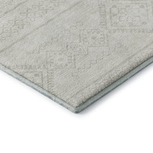HomeRoots 5' X 8' Ivory And Beige Southwestern Area Rug - Stylish, Washable, UV Protected for Active Homes 671638