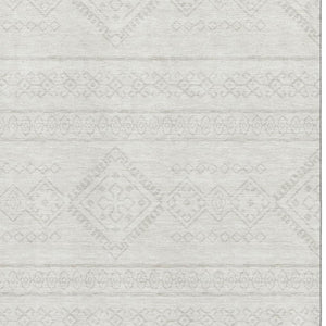 HomeRoots 5' X 8' Ivory And Beige Southwestern Area Rug - Stylish, Washable, UV Protected for Active Homes 671638