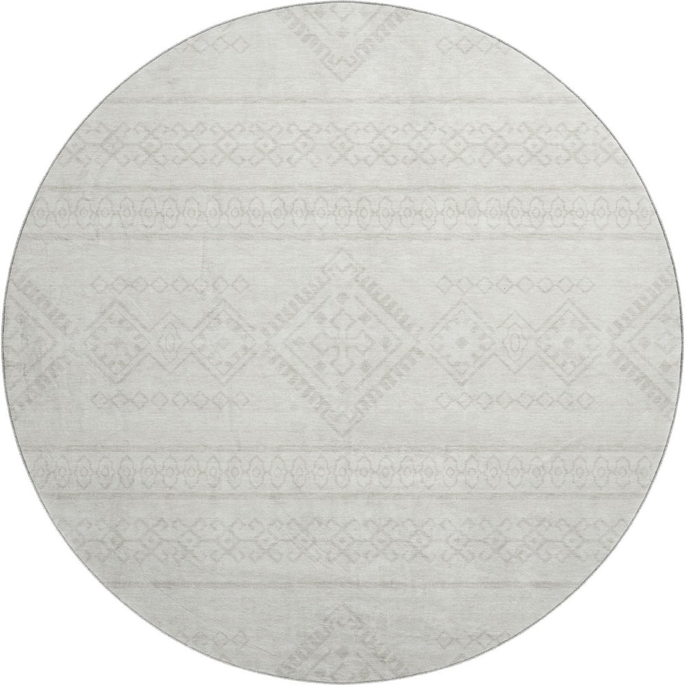 HomeRoots 8' Ivory and Beige Southwestern Round Rug - Washable, UV Protected, Durable, Ideal for High-Traffic Areas 671639