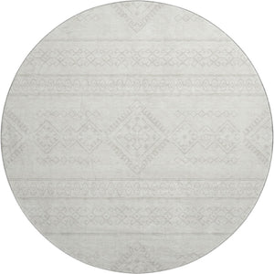 HomeRoots 8' Ivory and Beige Southwestern Round Rug - Washable, UV Protected, Durable, Ideal for High-Traffic Areas 671639