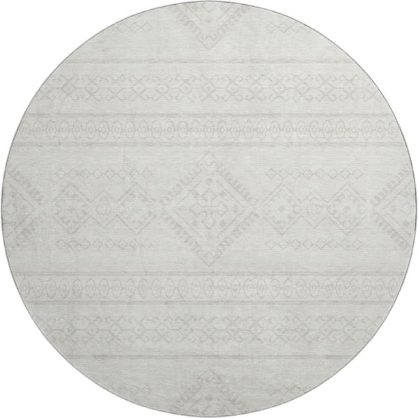 HomeRoots 8' Ivory and Beige Southwestern Round Rug - Washable, UV Protected, Durable, Ideal for High-Traffic Areas 671639
