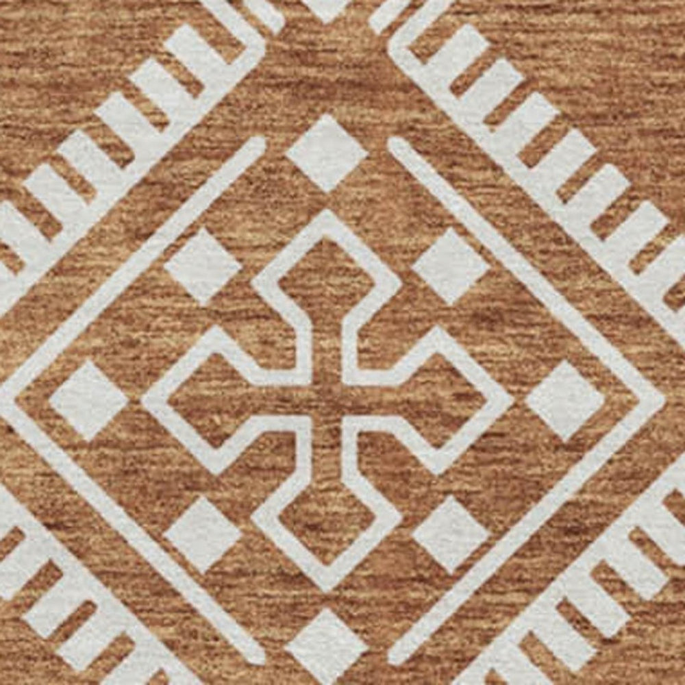 HomeRoots 8' Southwestern Round Rug in Rust & Ivory - Washable, UV Protected, Durable & Pet-Friendly Design 671651