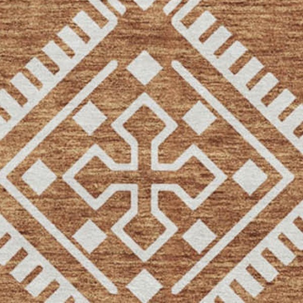 HomeRoots 8' Southwestern Round Rug in Rust & Ivory - Washable, UV Protected, Durable & Pet-Friendly Design 671651