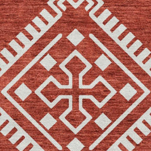 HomeRoots 8' Southwestern Washable Round Rug - Red & Ivory UV-Protected, Stain-Resistant for Home Comfort 671663