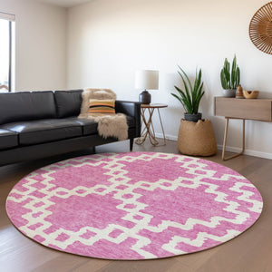 HomeRoots 8' Blush and Ivory Abstract Geometric Round Rug - Washable, UV Protected, Pet-Friendly & Stylish! 671693