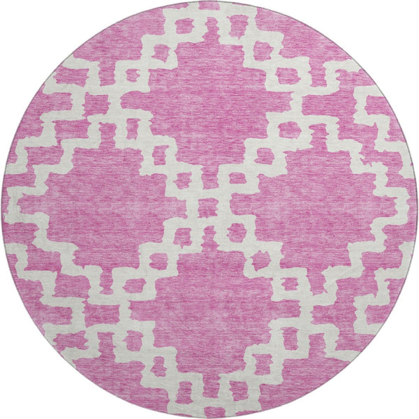 HomeRoots 8' Blush and Ivory Abstract Geometric Round Rug - Washable, UV Protected, Pet-Friendly & Stylish! 671693