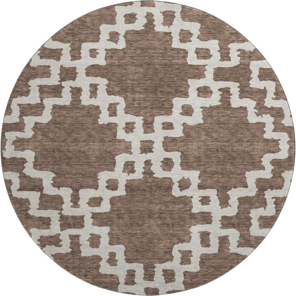 HomeRoots 8' Brown And Beige Abstract Geometric Round Rug - Washable, UV Protected, Stain-Resistant Design! 671705