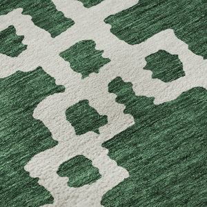 HomeRoots 8' Emerald and Ivory Abstract Geometric Round Rug - Soft, Stain-Resistant, UV Protected & Stylish! 671711
