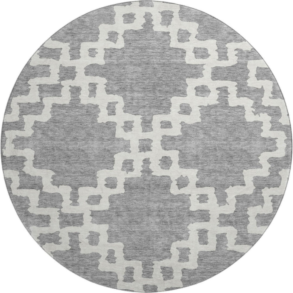 HomeRoots 8' Gray and Ivory Abstract Geometric Round Rug - Washable, UV Protected, Ideal for Busy Homes! 671717