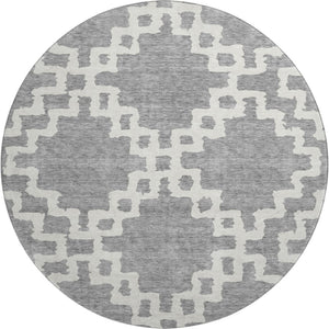 HomeRoots 8' Gray and Ivory Abstract Geometric Round Rug - Washable, UV Protected, Ideal for Busy Homes! 671717