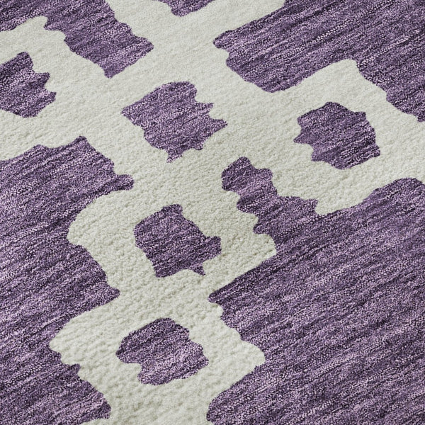 HomeRoots 8' Purple And Ivory Geometric Round Rug - Washable, UV-Resistant, Low-Profile for High-Traffic Areas 671735
