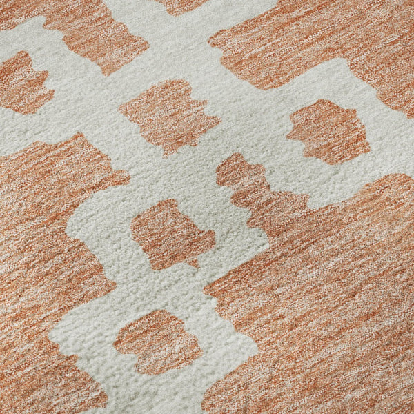 HomeRoots 8' Salmon and Ivory Abstract Geometric Round Rug - Washable, UV Protected, Stain-Resistant Beauty 671741