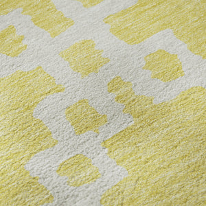 HomeRoots 8' Yellow and Ivory Abstract Geometric Washable Round Rug - Stylish, UV-Protected, Durable Solution 671759
