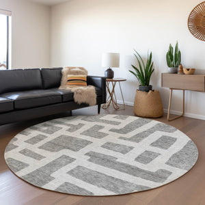 HomeRoots 8' Gray and Ivory Abstract Geometric Round Rug - Washable, UV Protected, Durable for Busy Homes! 671795