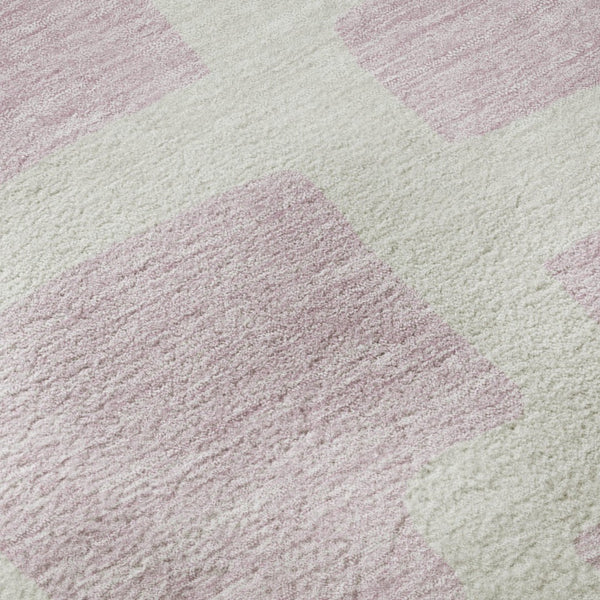 HomeRoots 8' Pink And Ivory Abstract Geometric Round Rug – Washable, UV-Protected, Perfect for Any Space! 671825