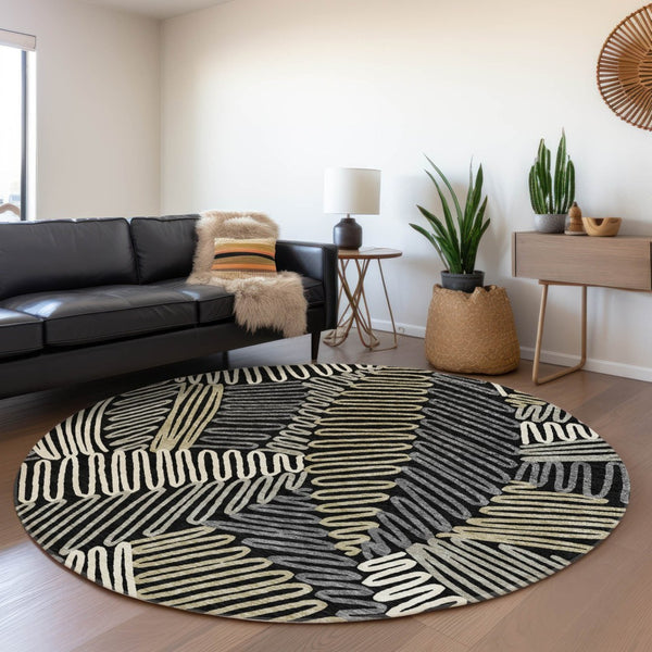 HomeRoots 8' Black Ivory Gray Floral Washable Round Rug - UV Protected, Durable, Stain-Resistant Design for Homes 671867