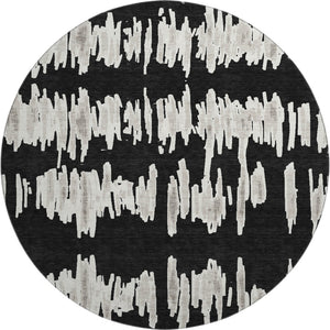 HomeRoots 8' Black And Ivory Striped Washable Round Rug - Durable, UV-Protected, Ideal for High-Traffic Areas 671945