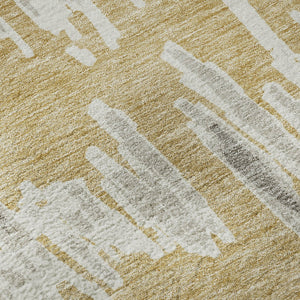 HomeRoots 8' Gold and Beige Striped Round Rug - Washable, Stain Resistant, UV Protected for Busy Homes 671957