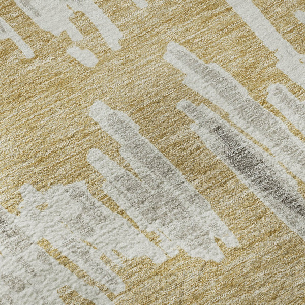 HomeRoots 8' Gold and Beige Striped Round Rug - Washable, Stain Resistant, UV Protected for Busy Homes 671957