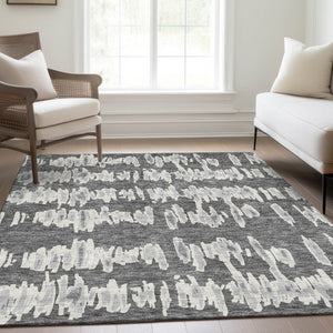 HomeRoots 5' X 8' Gray And Ivory Striped Washable Area Rug - Durable, Stain Resistant, UV Protected Design! 671962