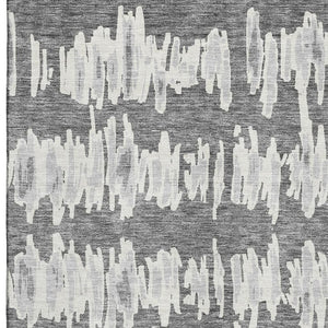 HomeRoots 5' X 8' Gray And Ivory Striped Washable Area Rug - Durable, Stain Resistant, UV Protected Design! 671962