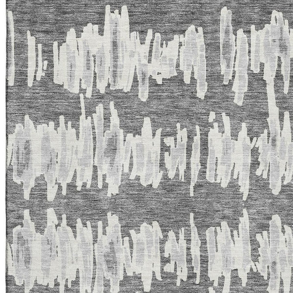 HomeRoots 5' X 8' Gray And Ivory Striped Washable Area Rug - Durable, Stain Resistant, UV Protected Design! 671962