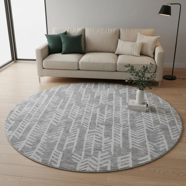 HomeRoots 8' Gray And Ivory Tribal Round Rug - Washable, Stain-Resistant, UV-Protected for High-Traffic Homes 672047