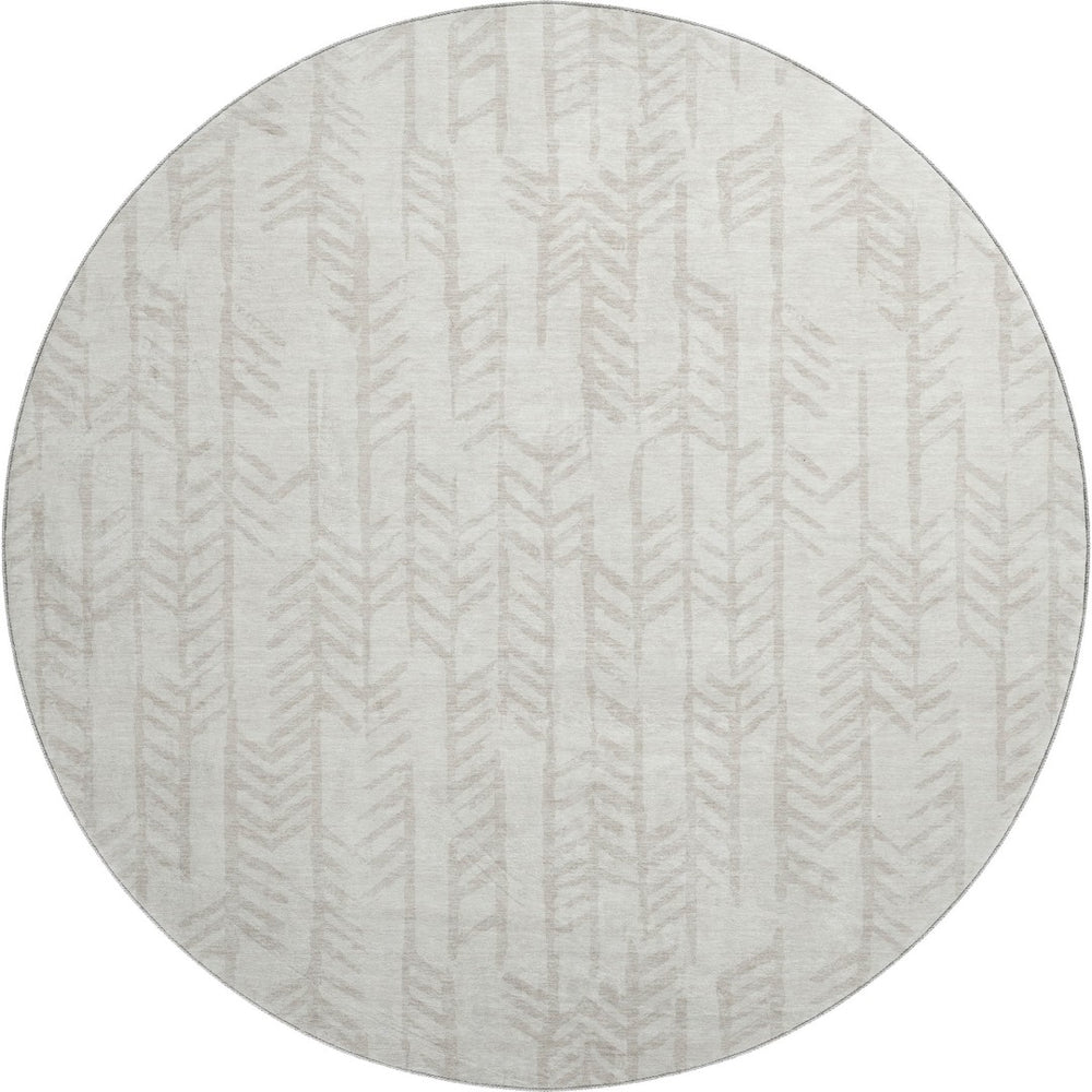 HomeRoots 8' Ivory and Beige Tribal Round Rug - Washable, Durable, UV Protected for High-Traffic Spaces 672059