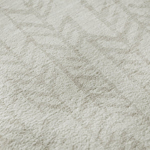 HomeRoots 8' Ivory and Beige Tribal Round Rug - Washable, Durable, UV Protected for High-Traffic Spaces 672059