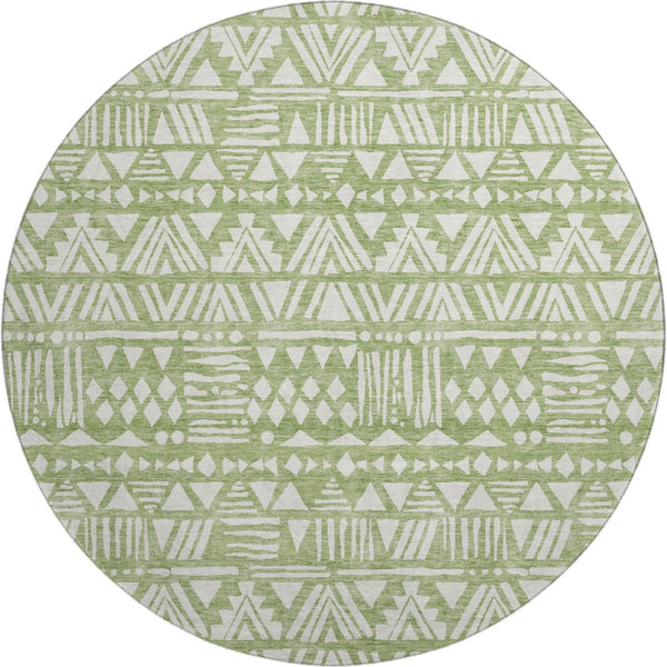 HomeRoots 8' Green And Ivory Southwestern Round Rug – Washable, UV Protected, Durable for Homes with Kids & Pets 672113