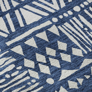 HomeRoots 8' Navy Blue and Ivory Southwestern Round Rug - Washable, UV Protected for High-Traffic Areas! 672125