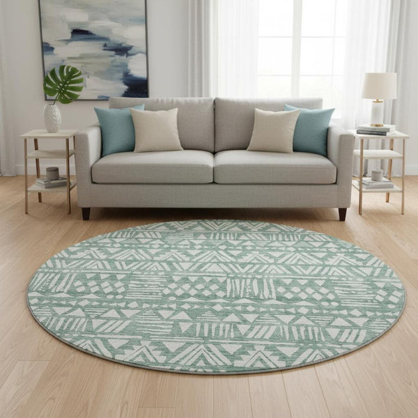 HomeRoots 8' Sage and Ivory Southwestern Washable Round Rug - Durable, UV-Protected, Pet-Friendly Design 672131