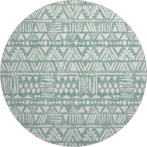 HomeRoots 8' Sage and Ivory Southwestern Washable Round Rug - Durable, UV-Protected, Pet-Friendly Design 672131