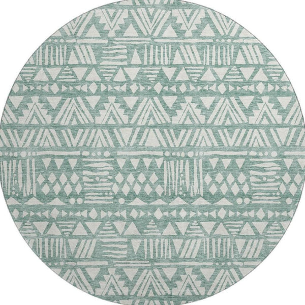 HomeRoots 8' Sage and Ivory Southwestern Washable Round Rug - Durable, UV-Protected, Pet-Friendly Design 672131