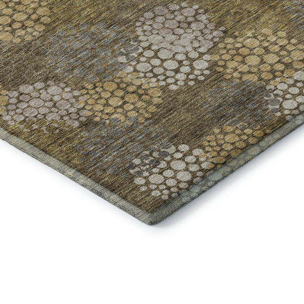 HomeRoots 8' Washable Round Rug in Brown Taupe & Beige Polka Dots - Durable, UV-Protected & Stain Resistant! 672167
