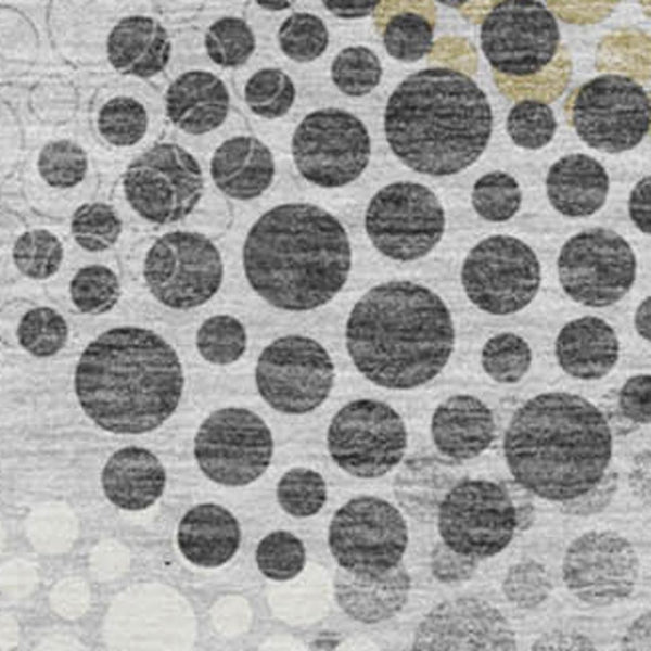 HomeRoots 8' Gray Ivory and Charcoal Polka Dot Washable Round Rug – Stylish, UV-Protected & Pet-Friendly! 672191