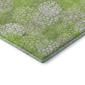 HomeRoots 8' Green and Ivory Polka Dot Washable Round Rug - Stylish, Durable, and UV-Protected for All Spaces! 672197